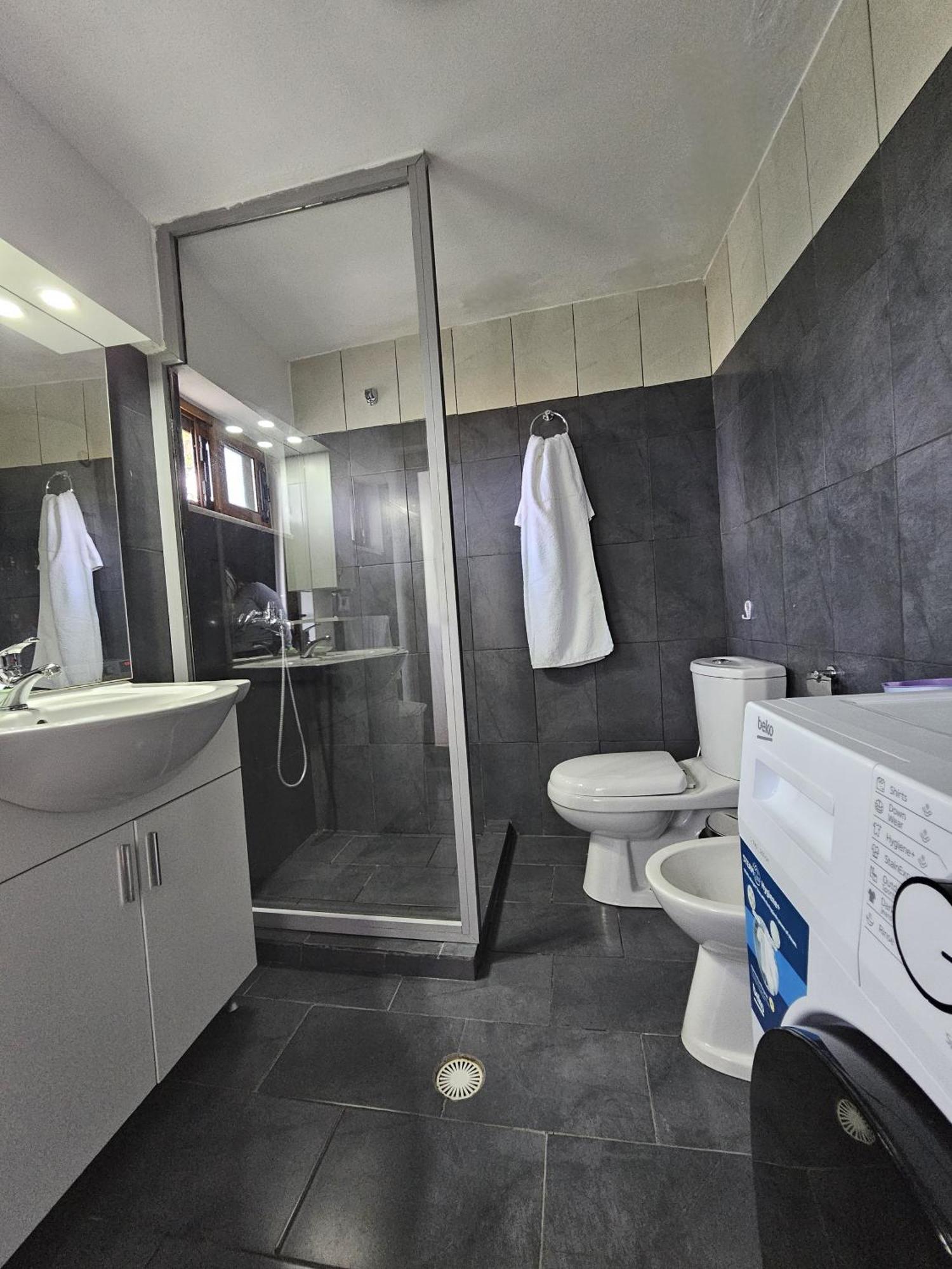 Lemon Garden Apartment-Hot Tub Jacuzzi Gjirokastër Exteriér fotografie